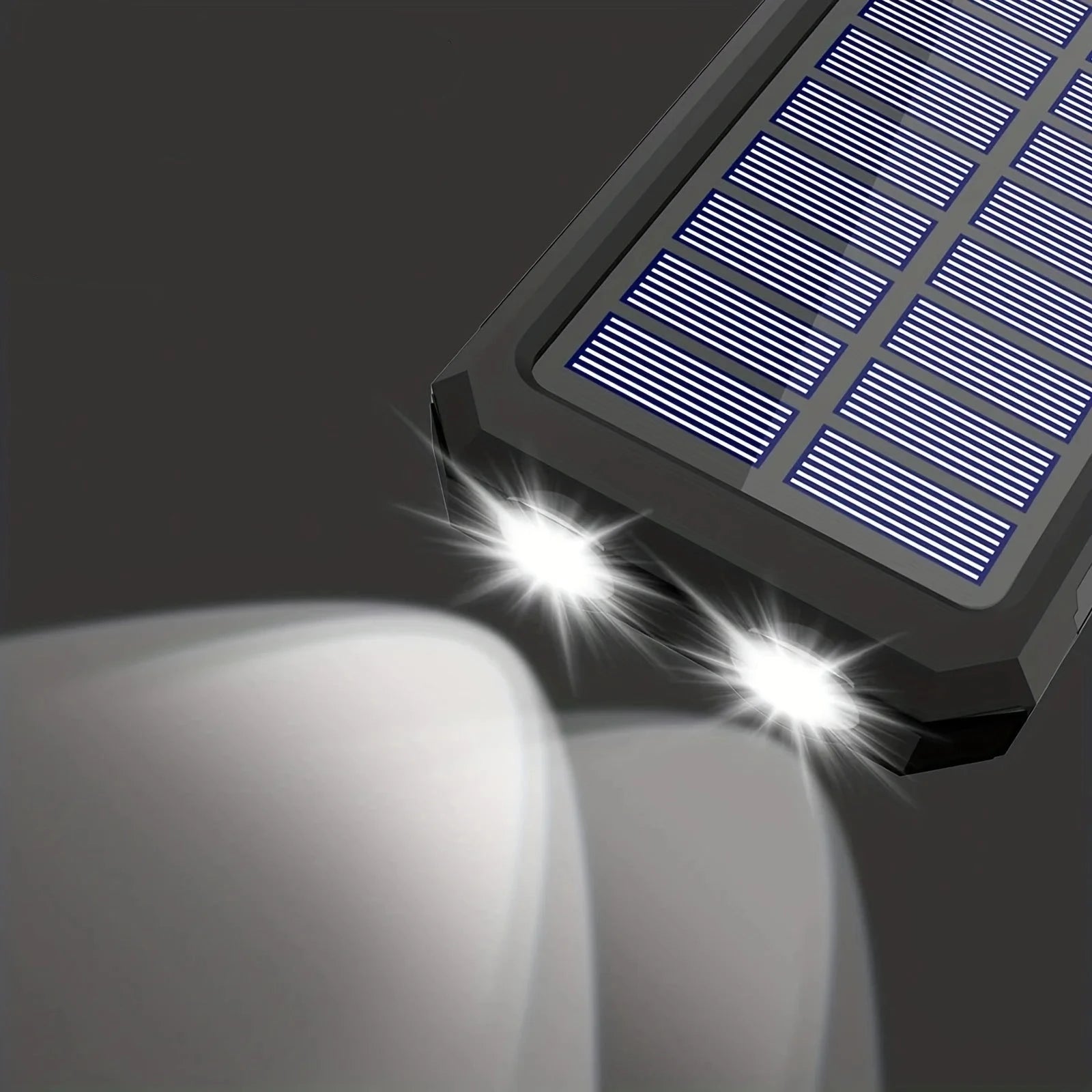 מטען סולארי משולב פנס - דיל ישיר