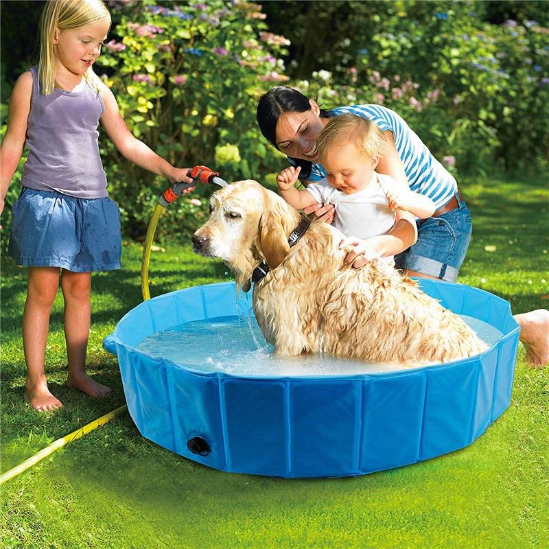 אמבטיה לכלב מתקפלת לרעננות מושלמת בימי הקיץ החמים